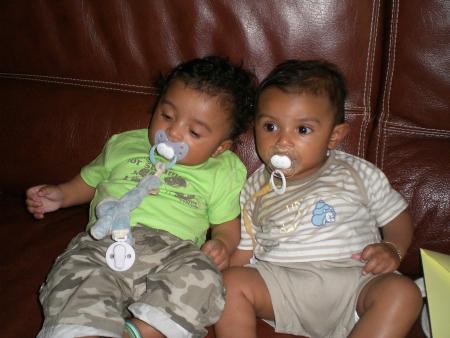 2 BO GOSS